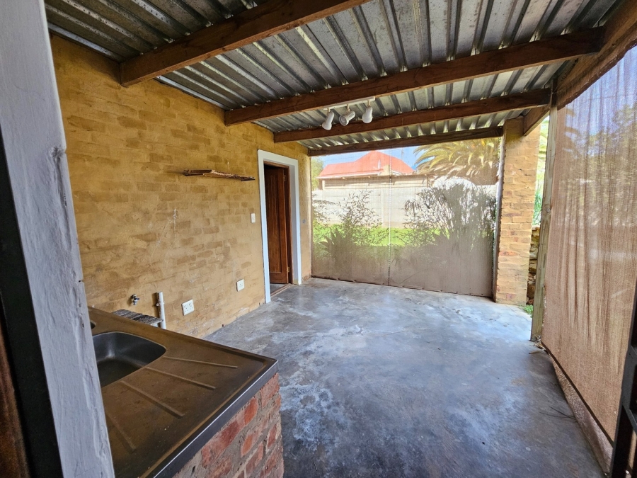 2 Bedroom Property for Sale in Albertinia Western Cape